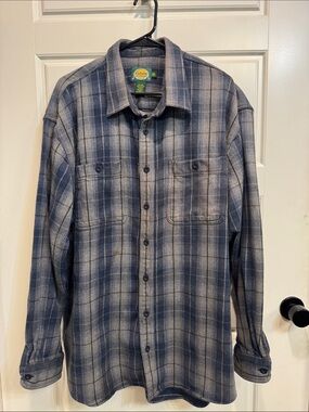 Cabela's Blue and Gray Plaid Casual Button-Down Shirt